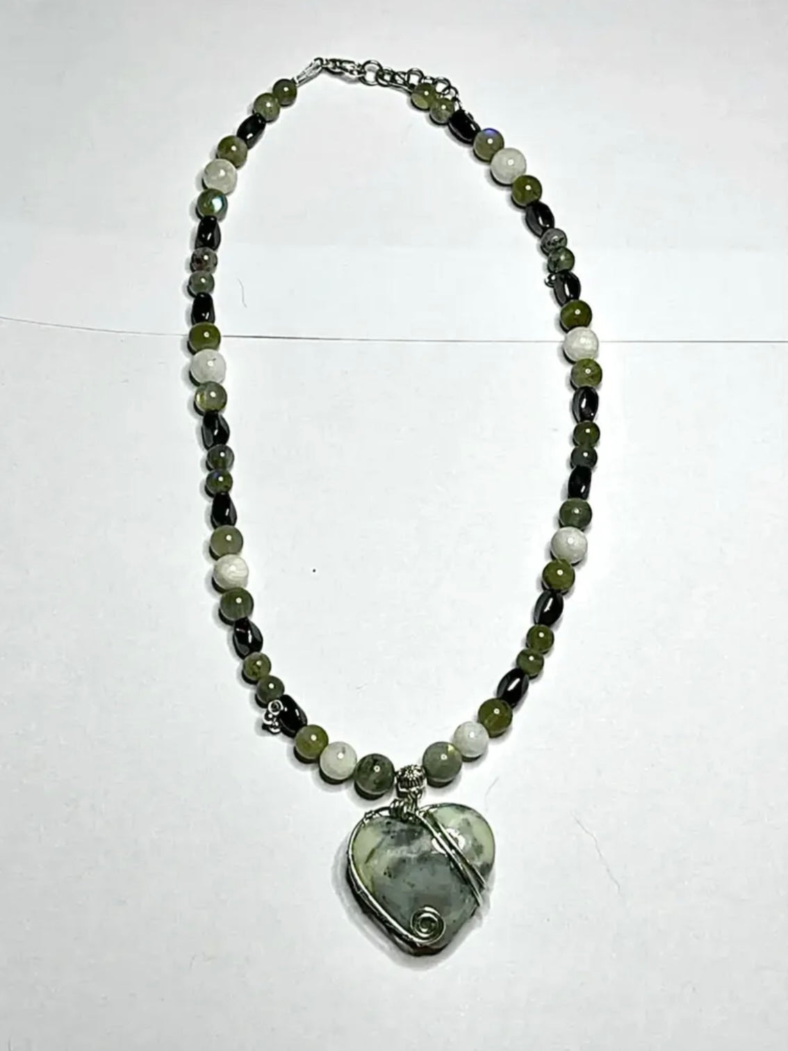 HEART AGATE W/ PYRITE FLEX / LABRADORITE , MOONSTONE & HEMATITE BEADED NECKLACE