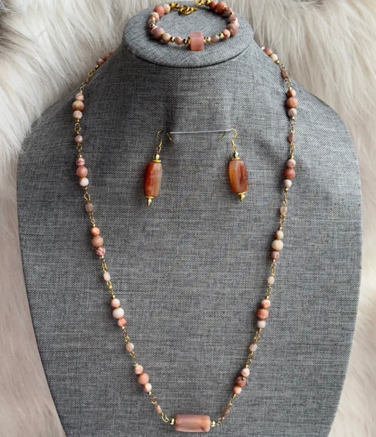 RED VEIN JASPER, PINK OPAL & PINK AGATE JEWELRY SET